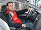 Юрій Дацик   Редактор розділу «Техніка і сервіс», зріст 176 см, водійський стаж 13 років, їздить на VW Golf V 1